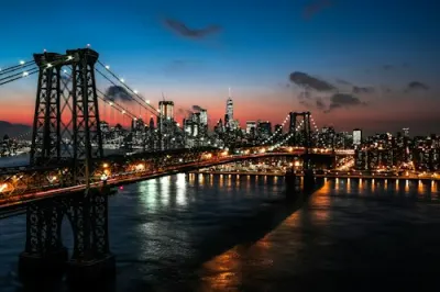 Pont de Brooklyn au crépuscule